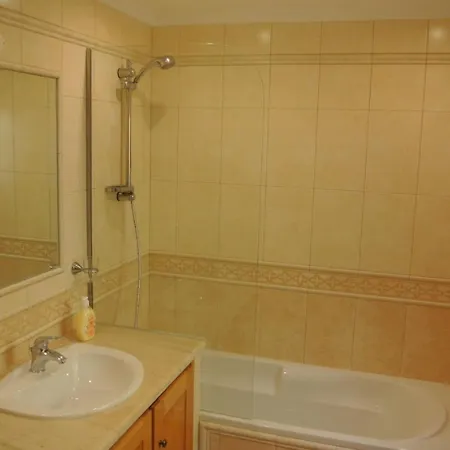 ホテル Luxury Villa, Private Pool, Quiet Location, View Of Golf Course And Ocean